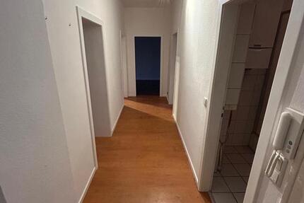Wohnung Wuppertal Gemarkung Barmen - 3 Zimmer, 75 m&sup2;, 600&euro; | Angebot:24508376