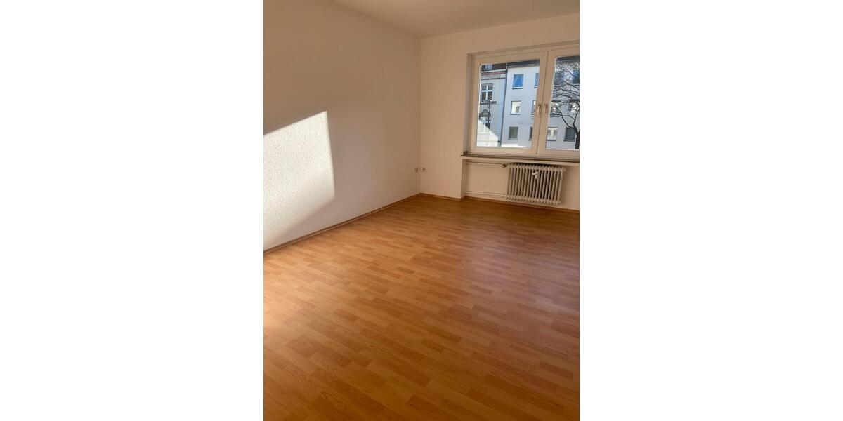 Etagenwohnung Dortmund Gartenstadt - 3 Zimmer, 82 m&sup2;, 999&euro; | Angebot:25930828