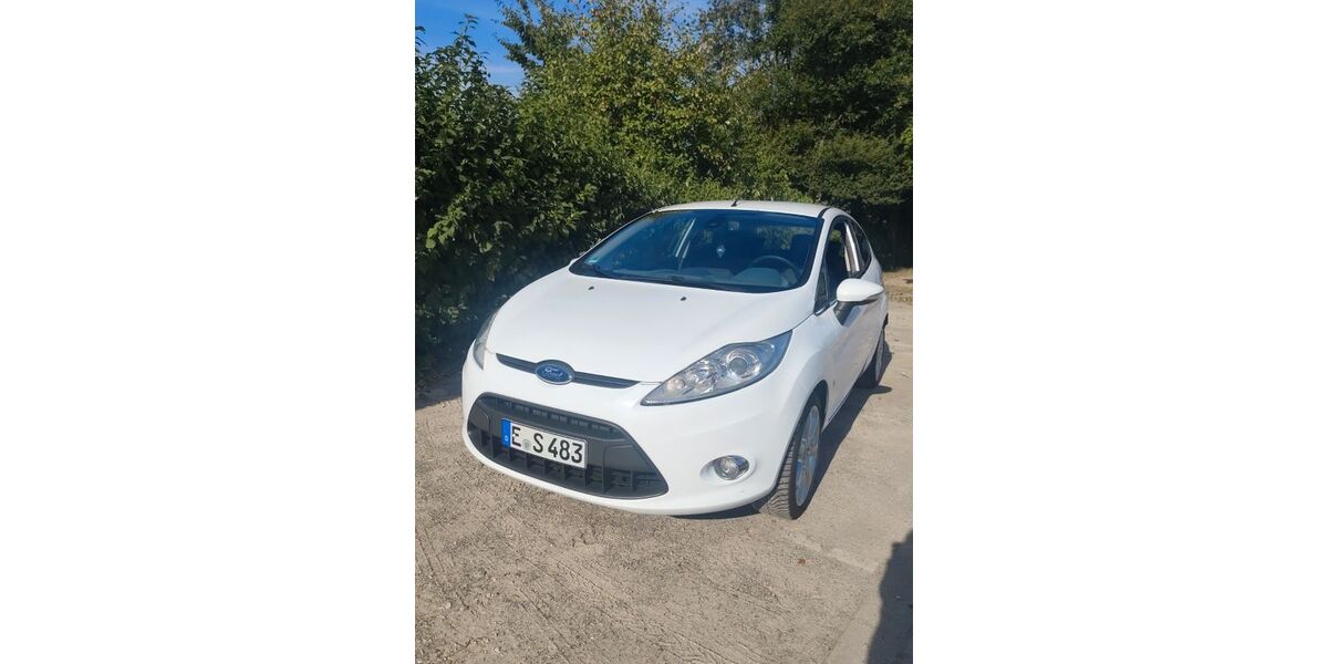 Ford Fiesta 222.000 km 2.500 &euro; Essen 45239