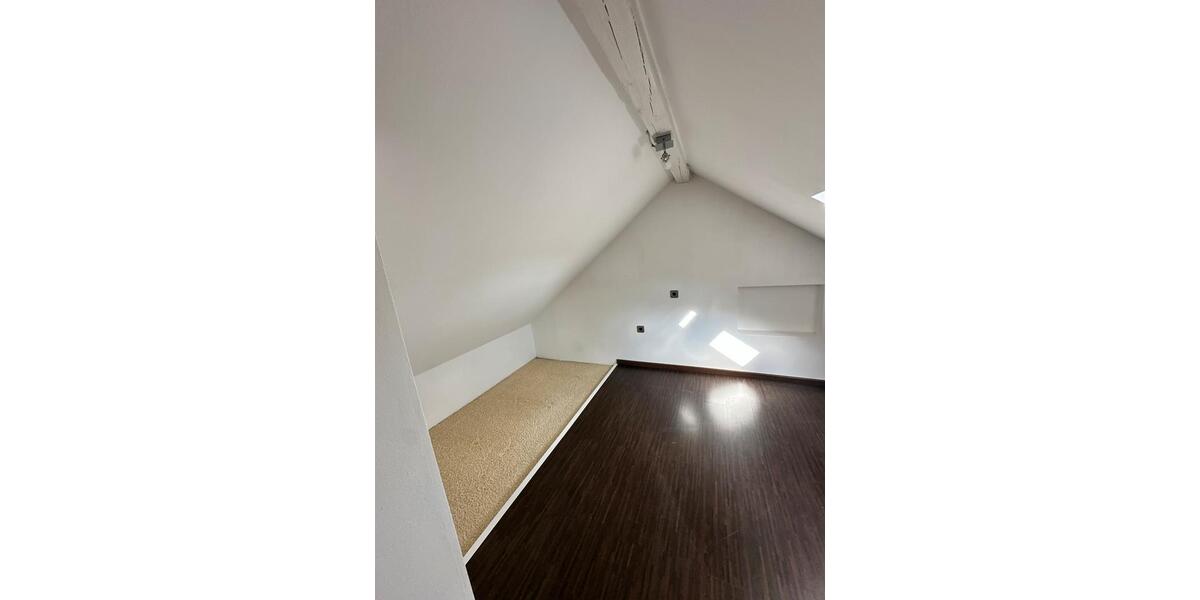 Maisonettenwohnung Essen Stadtbezirk V - 3 Zimmer, 85 m&sup2;, 980&euro; | Angebot:25858694