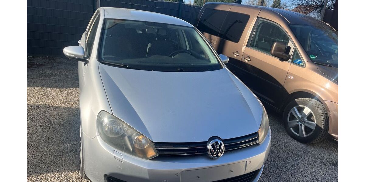 VW Golf 121.000 km 8.600 &euro; Bochum 44795