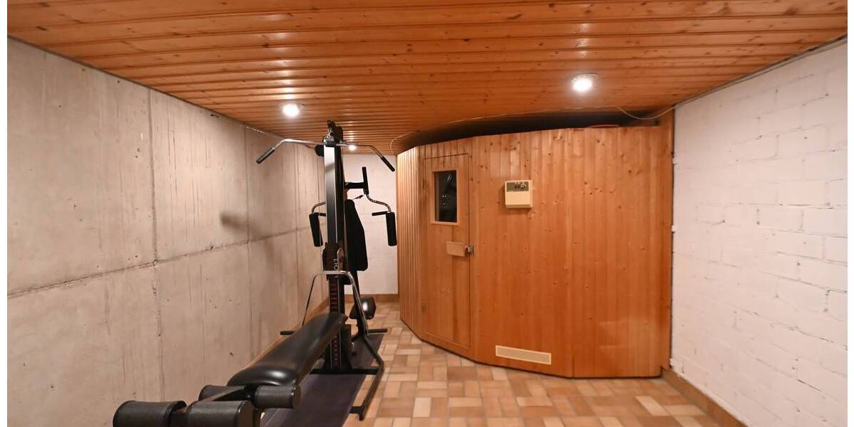 Mehrfamilienhaus, Wohnhaus Essen Frohnhausen - 1 Zimmer, 367 m&sup2;, 1.150.000&euro; | Angebot:26499110