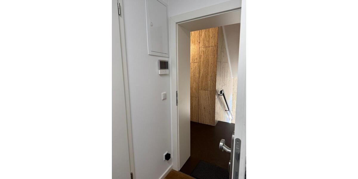Etagenwohnung Essen Stadtkern - 3 Zimmer, 100 m&sup2;, 1.690&euro; | Angebot:26110160