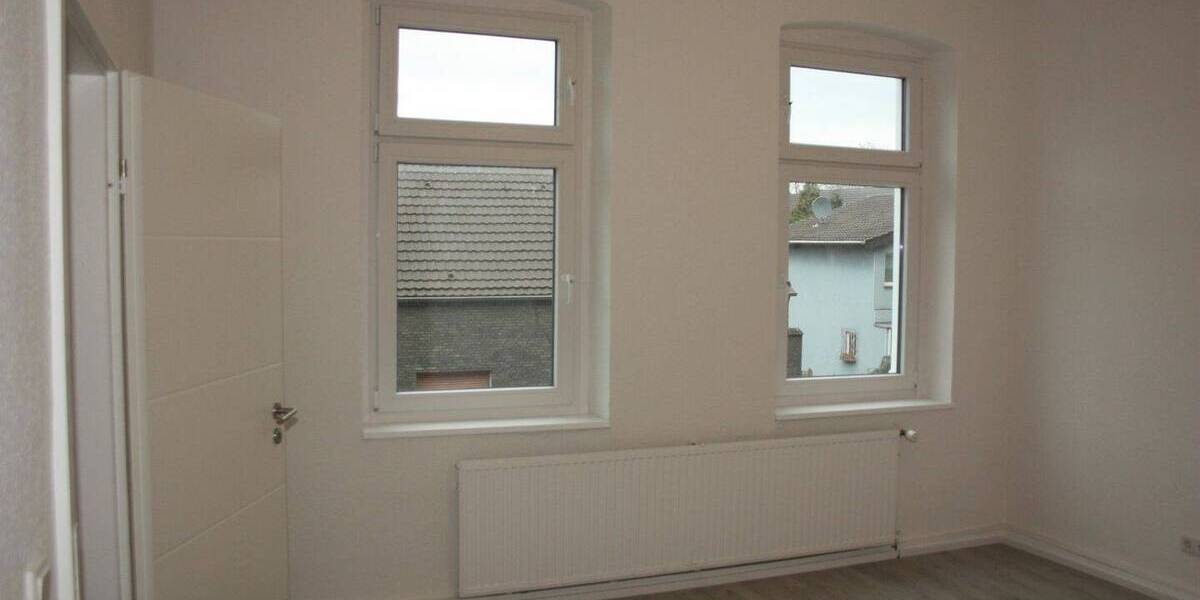 Etagenwohnung Oberhausen Buschhausen - 4 Zimmer, 88 m&sup2;, 1.000&euro; | Angebot:26037047