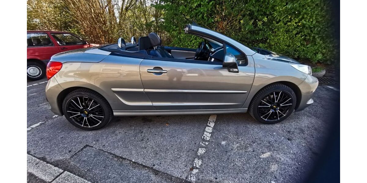 Peugeot 207 90.300 km 6.999 &euro; Mülheim 45472