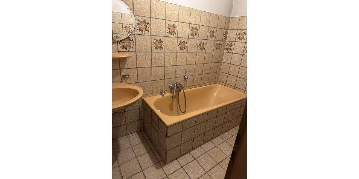 Dachgeschoßwohnung Dortmund Aplerbeck - 2 Zimmer, 60 m&sup2;, 600&euro; | Angebot:25868118