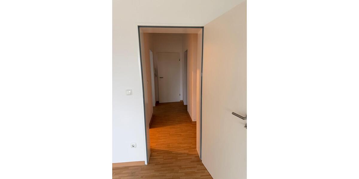 Etagenwohnung Essen Stadtbezirk V - 3 Zimmer, 67 m&sup2;, 670&euro; | Angebot:25439769