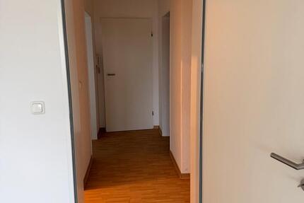 Wohnung Essen Stadtbezirk V - 3 Zimmer, 67 m&sup2;, 670&euro; | Angebot:25439769