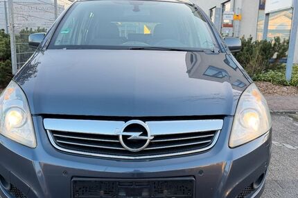 Opel Zafira 243.000 km 3.800 &euro; Oberhausen 46047