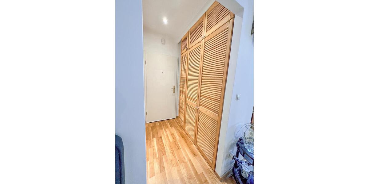 Etagenwohnung Mülheim an der Ruhr - 1.5 Zimmer, 38 m&sup2;, 728&euro; | Angebot:25393034