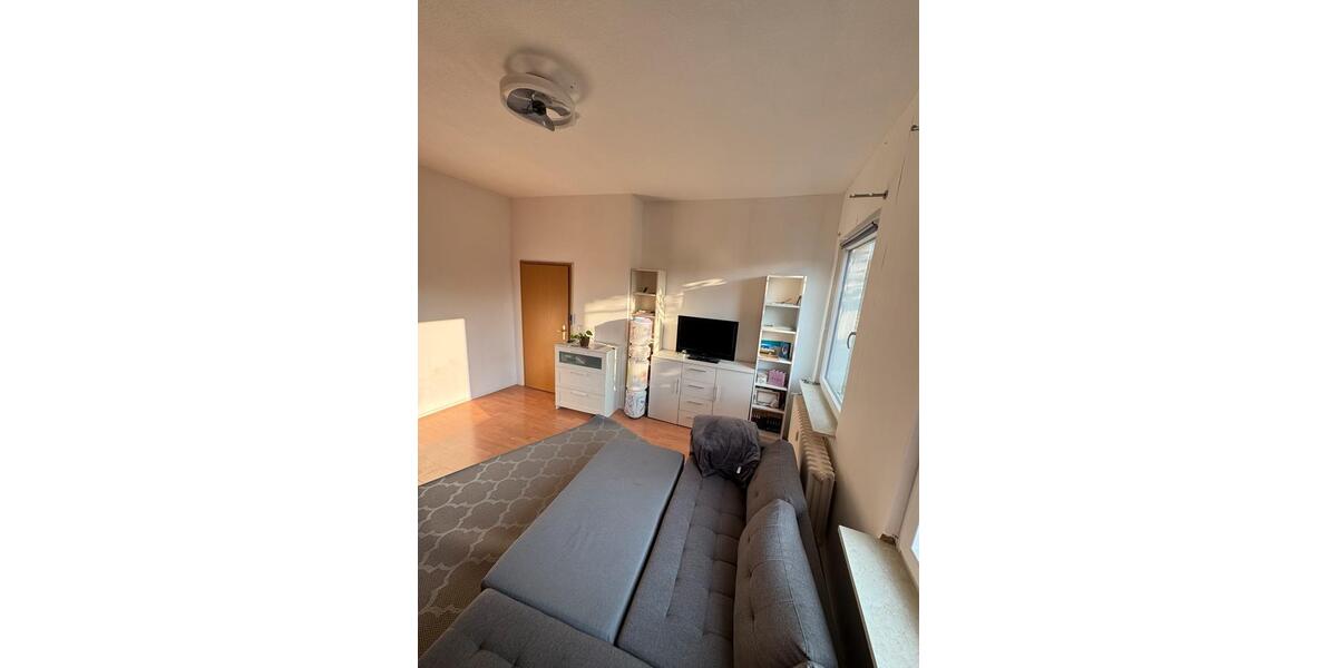 Etagenwohnung Essen Stadtbezirk VI - 2 Zimmer, 50 m&sup2;, 700&euro; | Angebot:25637303