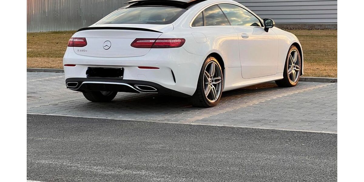 Mercedes-Benz E 220 116.111 km 26.000 &euro; Castrop rauxel 44577