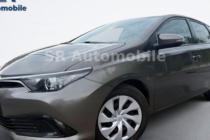 Toyota Auris 138.000 km 8.990 &euro; Recklinghausen 45661