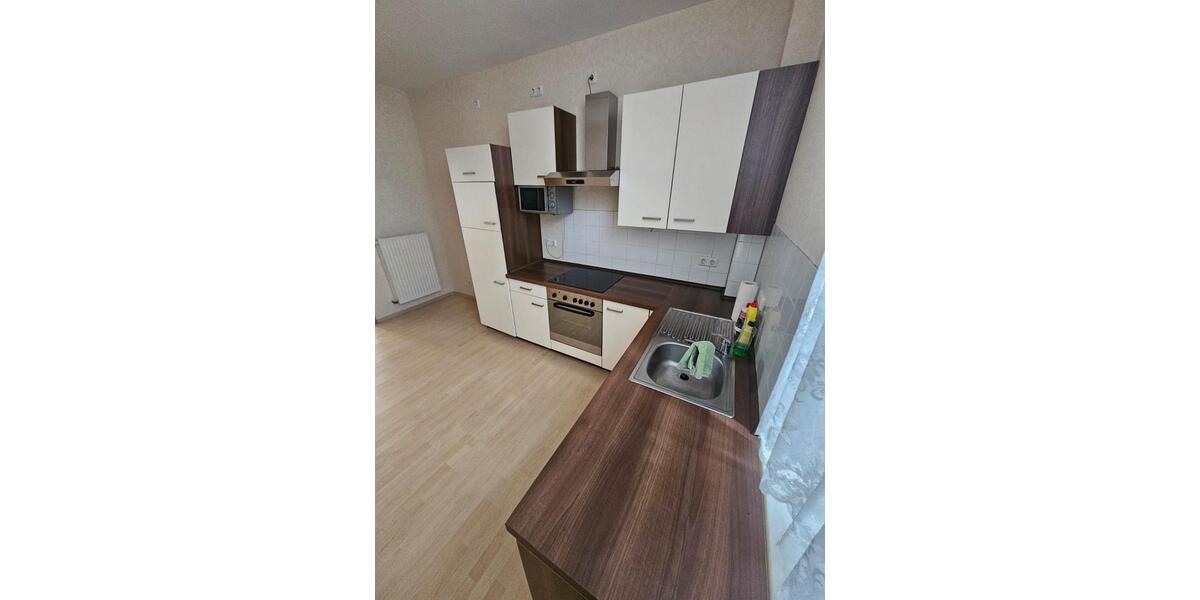 Erdgeschoßwohnung Essen Stadtbezirk VI - 1.5 Zimmer, 32 m&sup2;, 305&euro; | Angebot:25965160