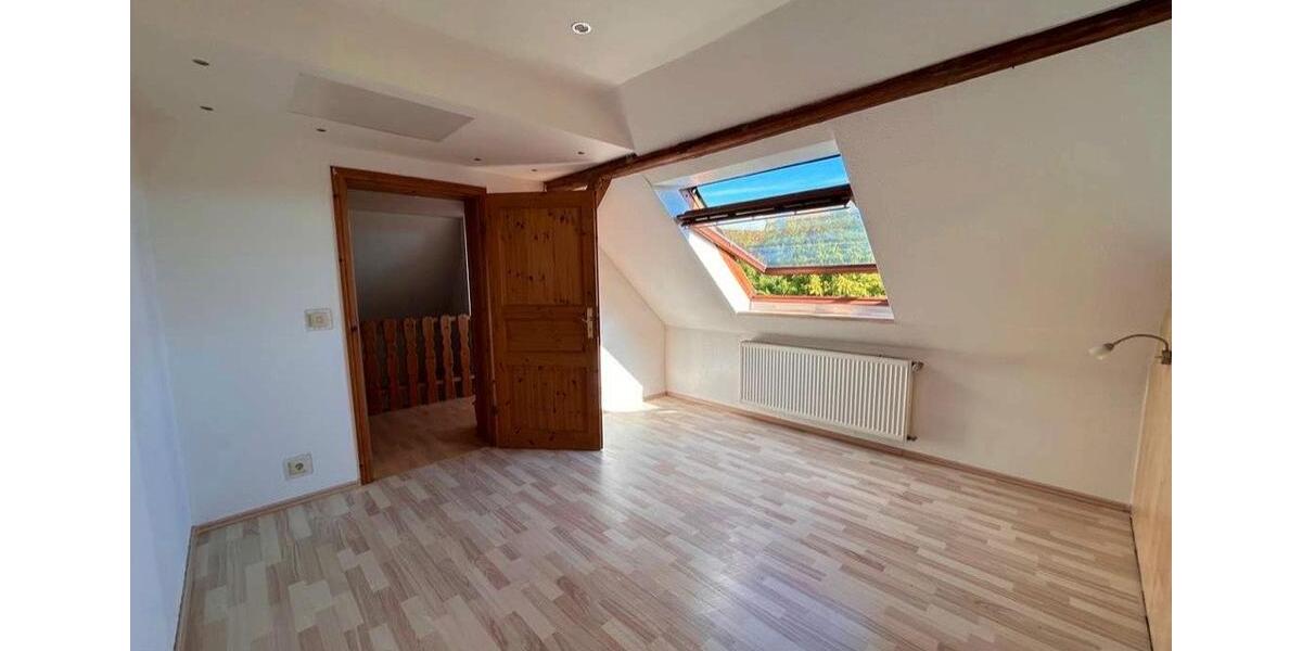 Mehrfamilienhaus, Wohnhaus Gelsenkirchen Gelsenkirchen-Mitte - 9.5 Zimmer, 250 m&sup2;, 328.000&euro; | Angebot:26517032