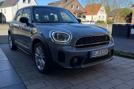 Mini Countryman SE (Cooper) 48.092 km 21.450 &euro; Marl 45772