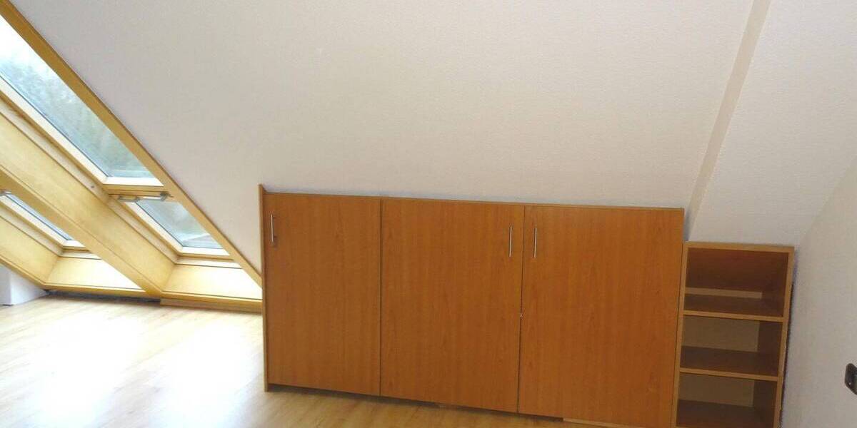 Etagenwohnung Bottrop Eigen - 4 Zimmer, 140 m&sup2;, 1.050&euro; | Angebot:26787430