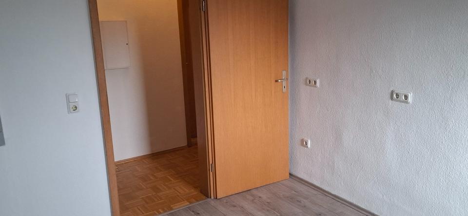 Etagenwohnung Oberhausen Alstaden - 3.5 Zimmer, 88 m&sup2;, 520&euro; | Angebot:25179762