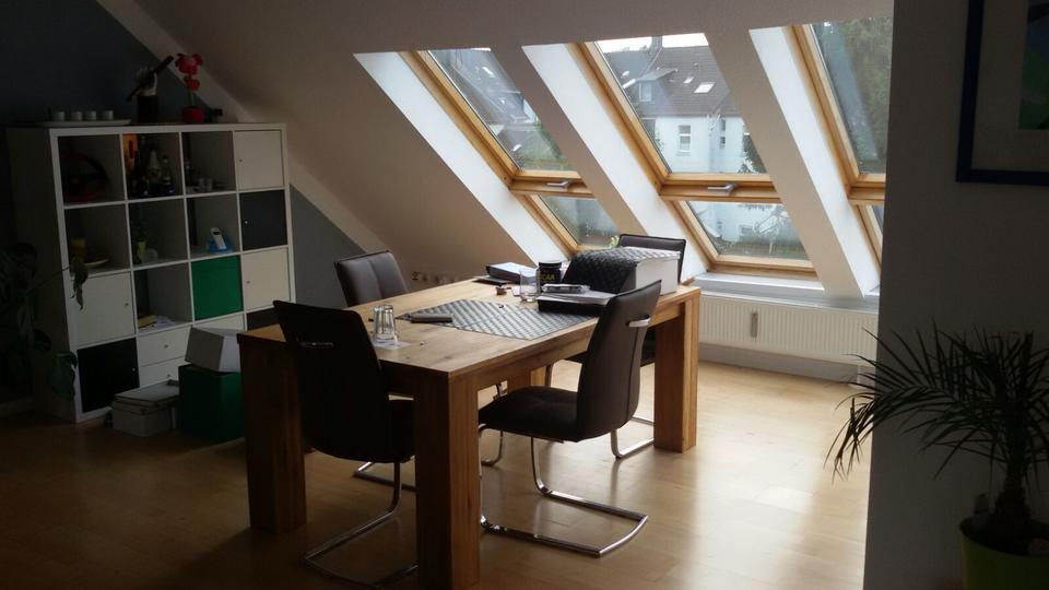 Dachgeschoßwohnung Bochum Günnigfeld - 2.5 Zimmer, 100 m&sup2;, 730&euro; | Angebot:26621352