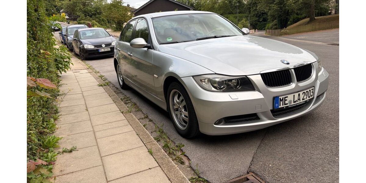 BMW 318 210.000 km 5.000 &euro; Heiligenhaus 42579