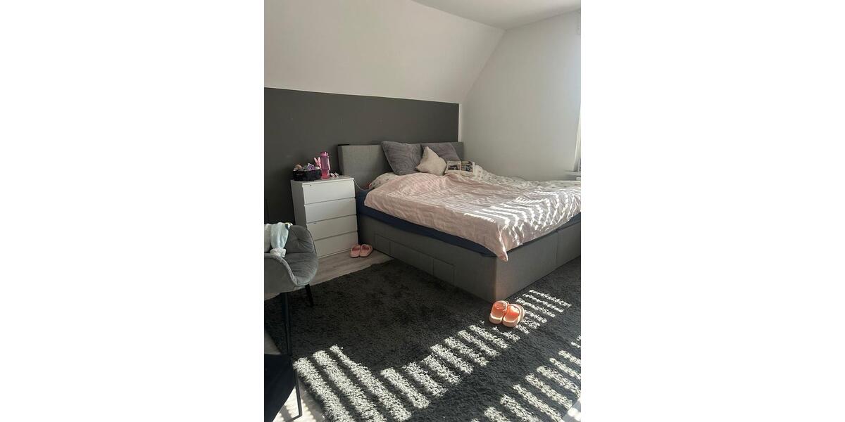 Einfamilienhaus Essen Stadtbezirk II - 3.5 Zimmer, 77 m&sup2;, 950&euro; | Angebot:25830723