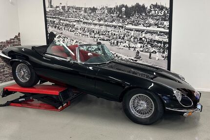 Jaguar E-Type 48.300 km 97.700 &euro; Mülheim 45478