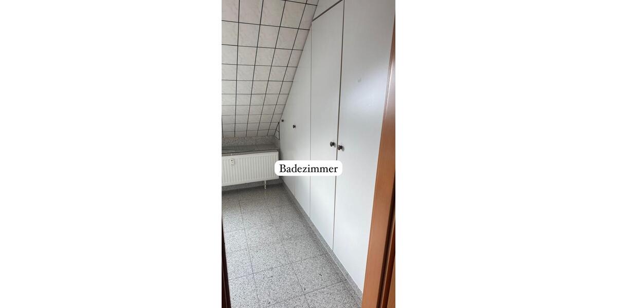 Dachgeschoßwohnung Herne Wanne - 2 Zimmer, 65 m&sup2;, 600&euro; | Angebot:25921625