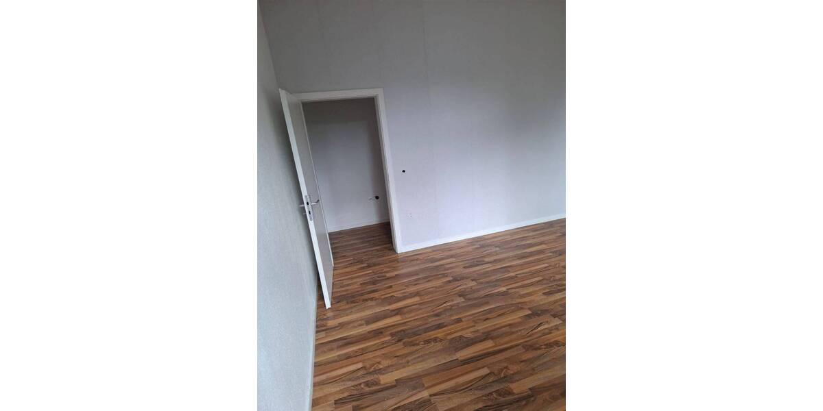 Etagenwohnung Gelsenkirchen Rotthausen - 2 Zimmer, 71 m&sup2;, 395&euro; | Angebot:25778445