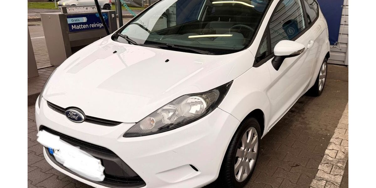 Ford Fiesta 178.500 km 1.750 &euro; Dortmund 44229
