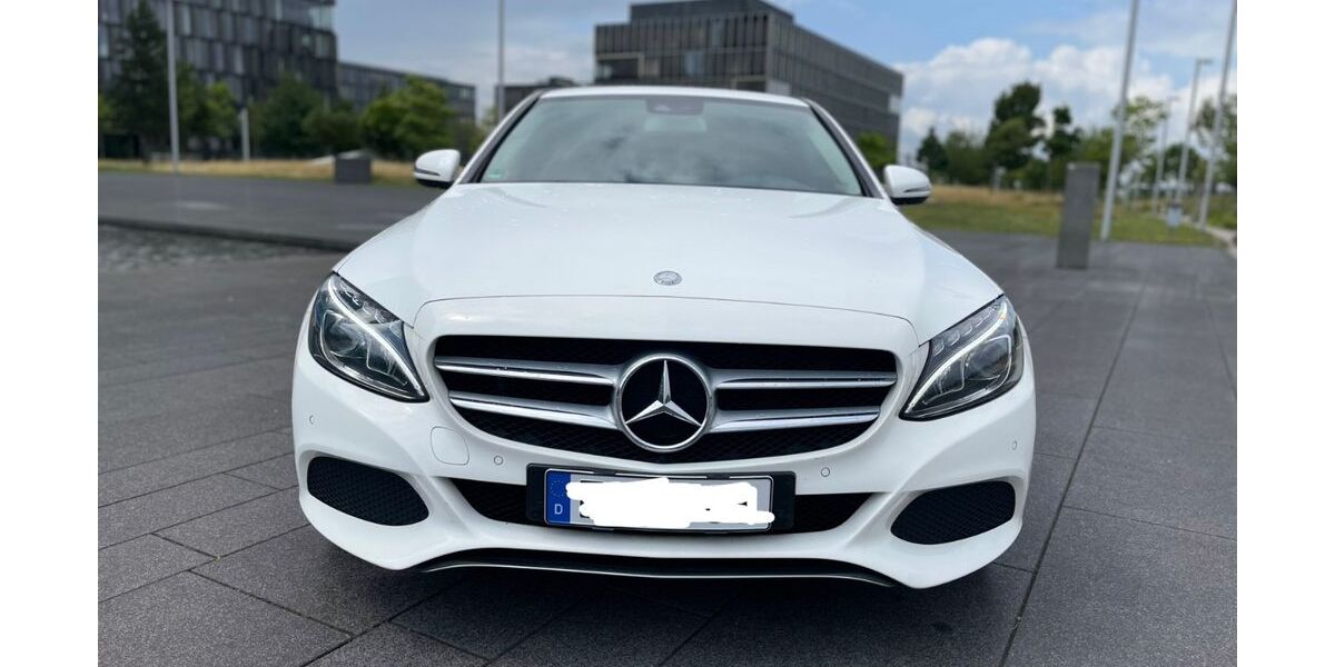 Mercedes-Benz C 250 178.000 km 16.500 &euro; Essen 45130