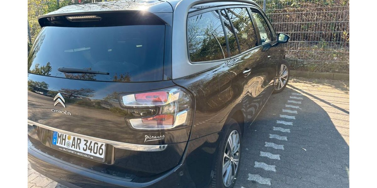 Citroen C4 Picasso 171.300 km 9.100 &euro; Oberhausen 46049