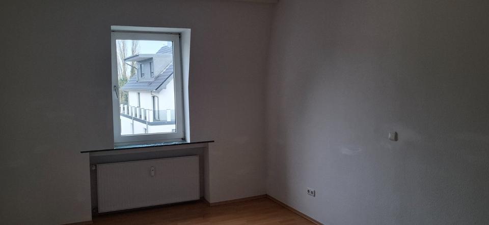 Etagenwohnung Oberhausen Alstaden - 3.5 Zimmer, 88 m&sup2;, 520&euro; | Angebot:25179762