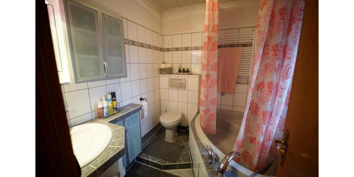 Etagenwohnung Mülheim an der Ruhr Broich - 2.5 Zimmer, 60 m&sup2;, 800&euro; | Angebot:25882210