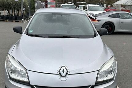Renault Megane 66.000 km 5.850 &euro; Bochum 44807