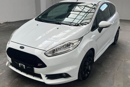 Ford Fiesta 160.000 km 6.990 &euro; Dortmund 44319
