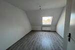Dachgeschoßwohnung Gelsenkirchen Erle - 4 Zimmer, 108 m&sup2;, 780&euro; | Angebot:26122536