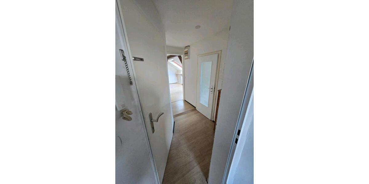 Dachgeschoßwohnung Wuppertal Gemarkung Langerfeld - 3 Zimmer, 70 m&sup2;, 480&euro; | Angebot:25914812