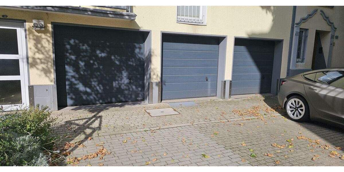 Etagenwohnung Essen Huttrop - 3 Zimmer, 87 m&sup2;, 250.000&euro; | Angebot:25687107