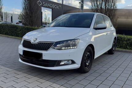 Skoda Fabia 85.600 km 10.600 &euro; Oberhausen 46045