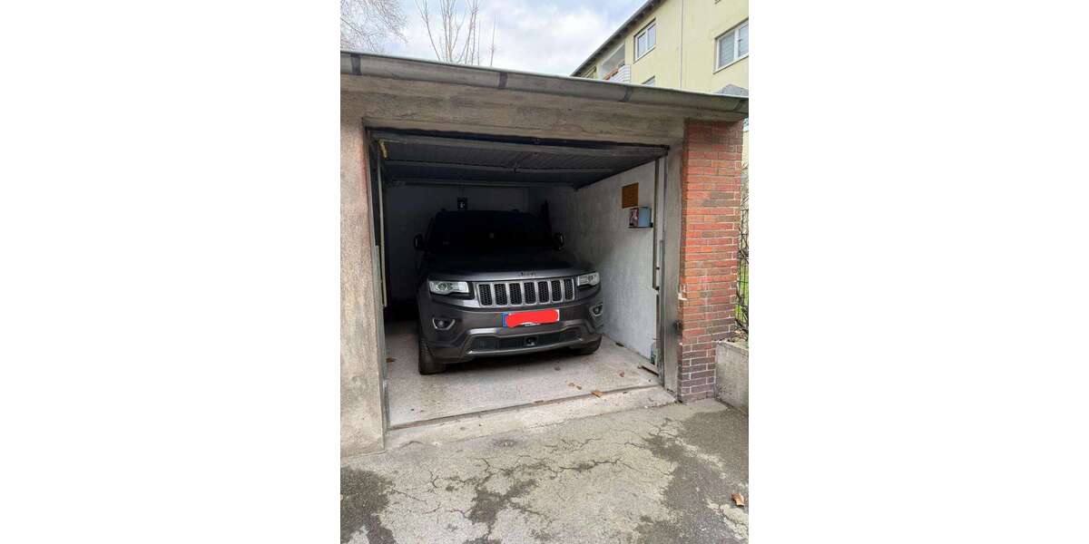 Jeep Grand Cherokee 207.276 km 16.200 &euro; Gelsenkirchen 45888