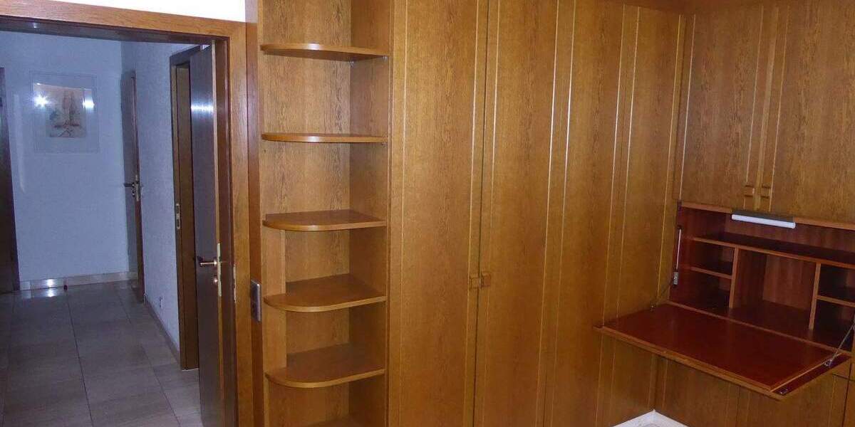 Etagenwohnung Dortmund Mitte - 3 Zimmer, 125 m&sup2;, 1.500&euro; | Angebot:25698605