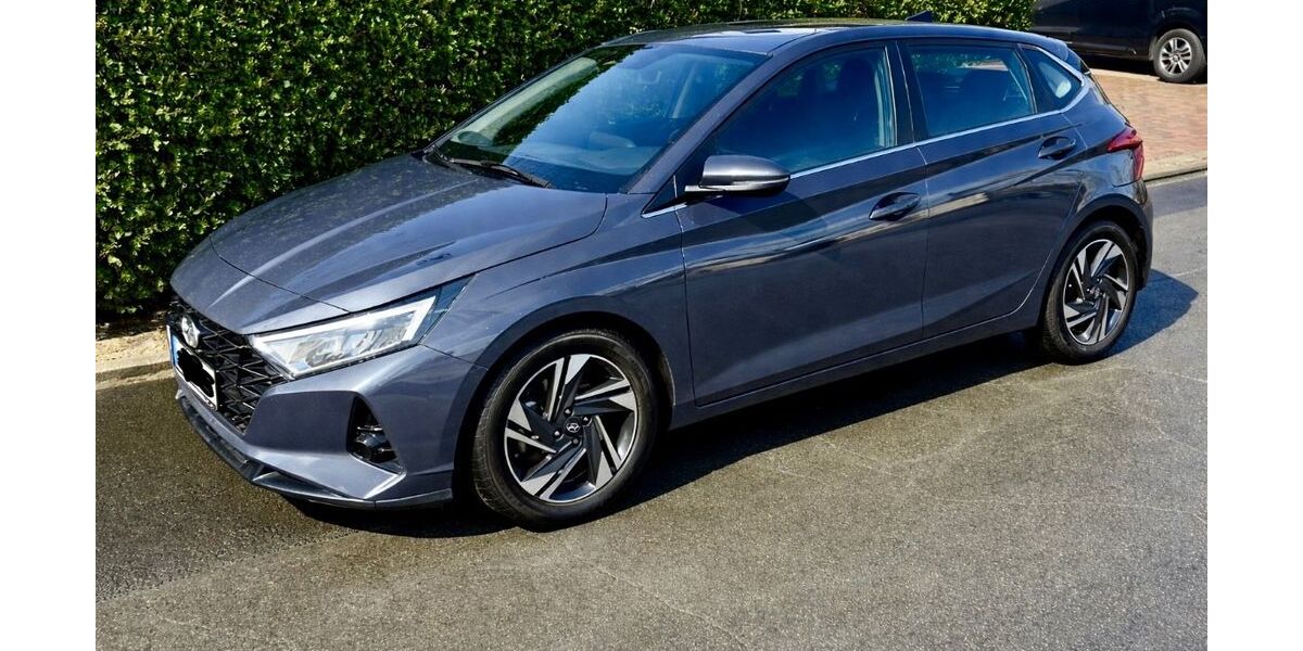 Hyundai i20 22.150 km 15.490 &euro; Waltrop 45731