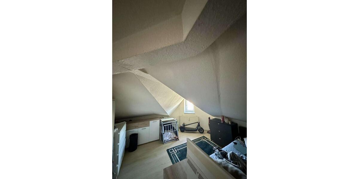 Dachgeschoßwohnung Bochum Günnigfeld - 1 Zimmer, 38 m&sup2;, 295&euro; | Angebot:25305985