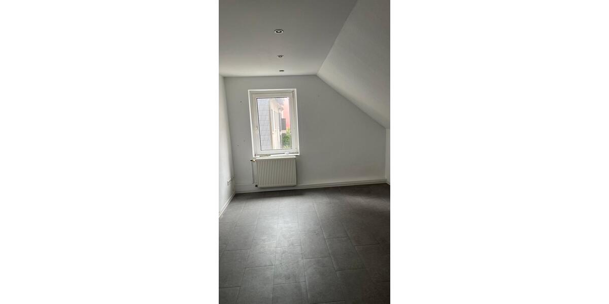 Doppelhaushälfte Essen Stadtbezirk VI - 6 Zimmer, 110 m&sup2;, 320.000&euro; | Angebot:26147699