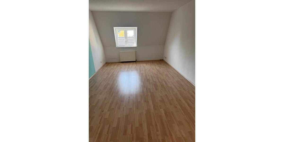Dachgeschoßwohnung Recklinghausen Hillerheide - 3.5 Zimmer, 115 m&sup2;, 748&euro; | Angebot:26393884