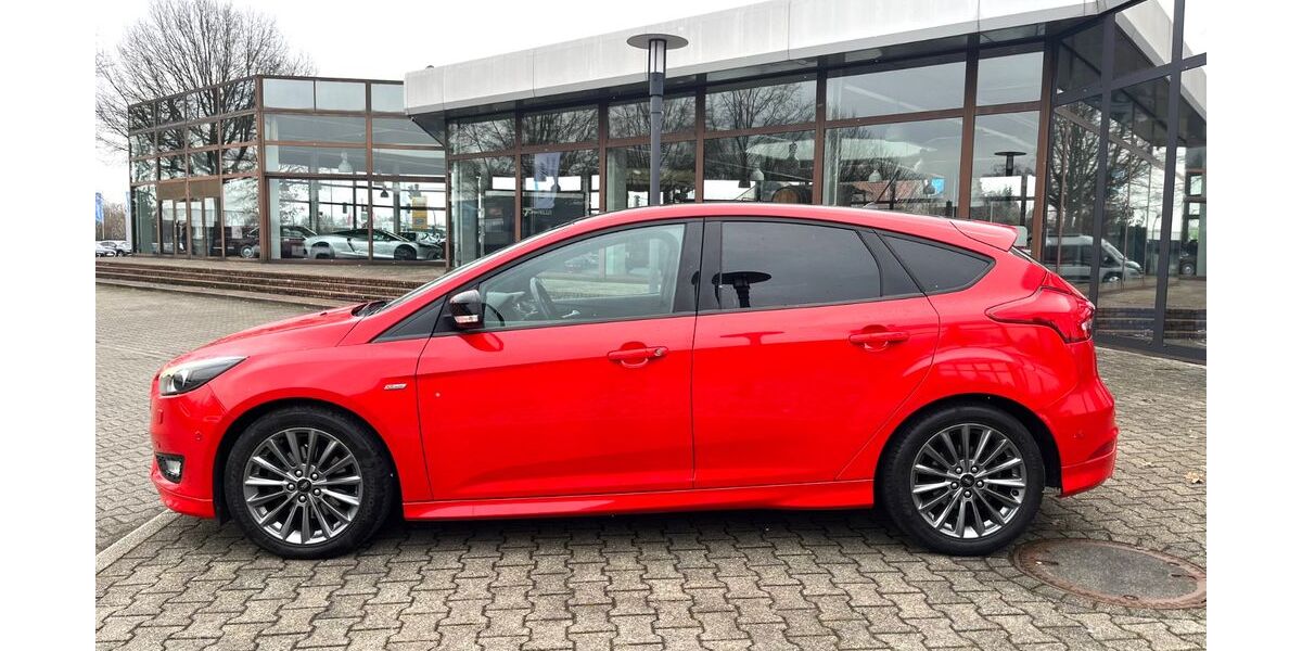 Ford Focus 111.209 km 12.000 &euro; Marl 45768