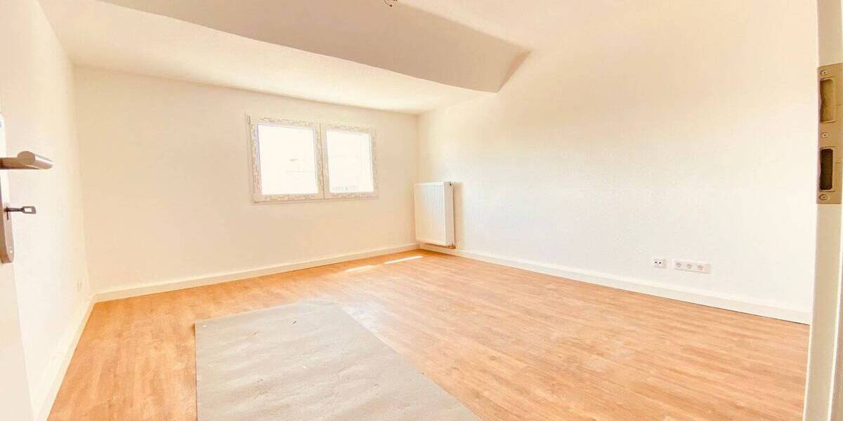 Etagenwohnung Bottrop Stadtmitte - 3 Zimmer, 81 m&sup2;, 775&euro; | Angebot:25671788