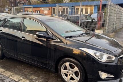 Hyundai i40 162.000 km 6.199 &euro; Gelsenkirchen 45879