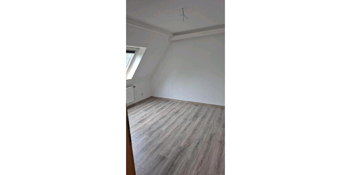Etagenwohnung Lünen Alstedde - 4 Zimmer, 75 m&sup2;, 855&euro; | Angebot:26446351
