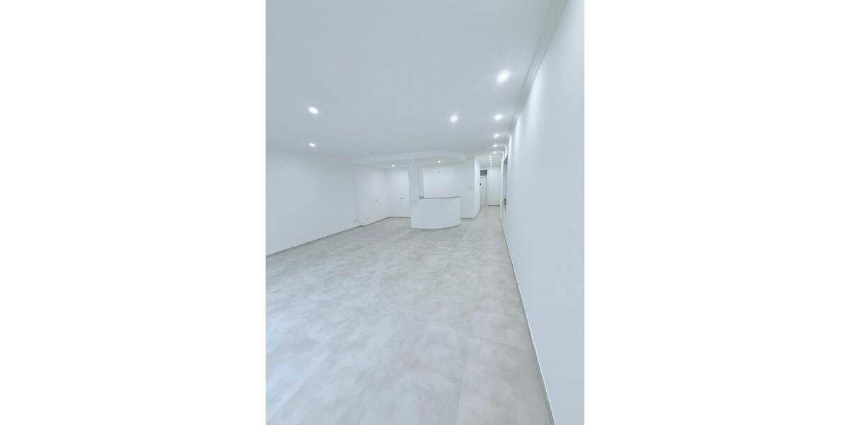 Erdgeschoßwohnung Wuppertal Gemarkung Langerfeld - 2 Zimmer, 82 m&sup2;, 850&euro; | Angebot:25874684